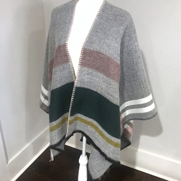 Only 1 Left! Marcus Adler Grey Striped Wrap Ruana - Picture 8 of 8